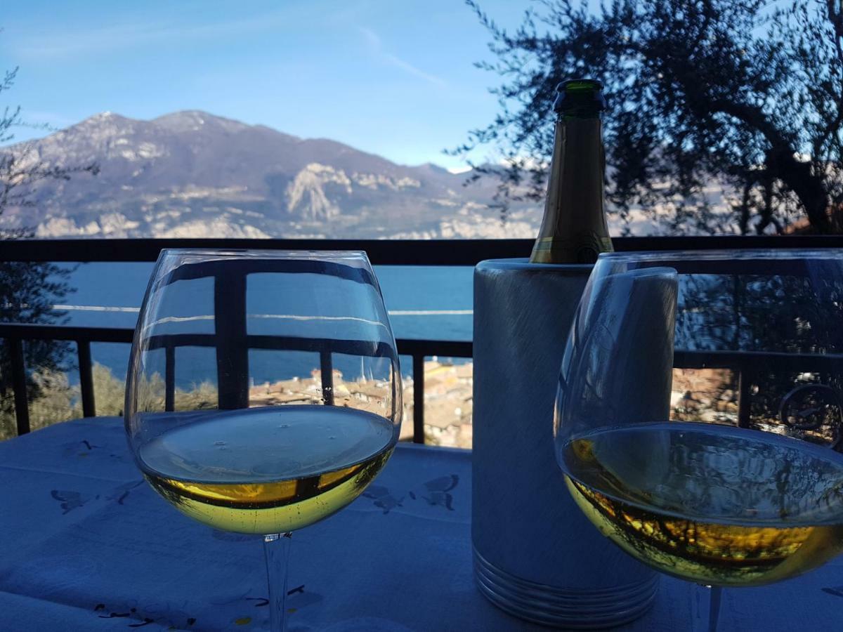 Dal Mariano Brenzone sul Garda Exterior foto